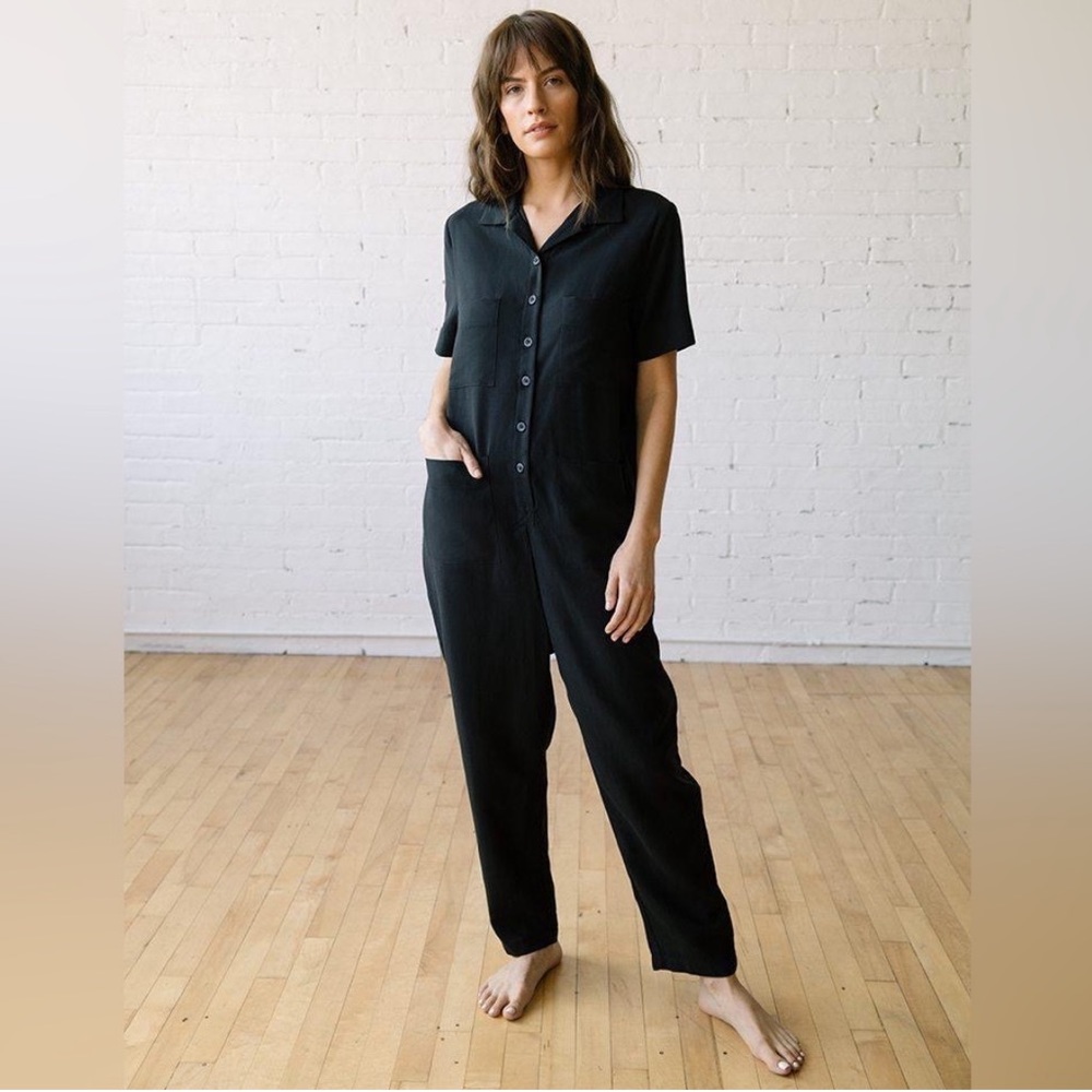 Women’s Black Short-Sleeve Button Front Jumpsuit